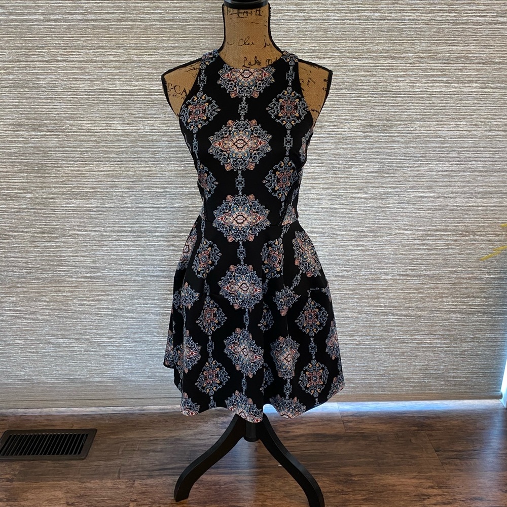 Black dress with designs